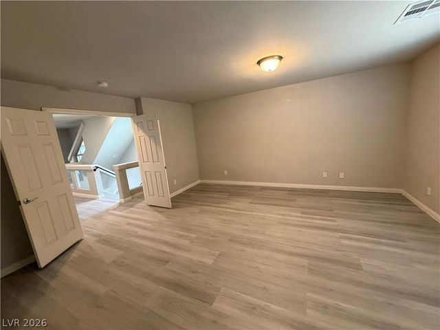 6055 Montana Peak Avenue, Las Vegas, NV 89139