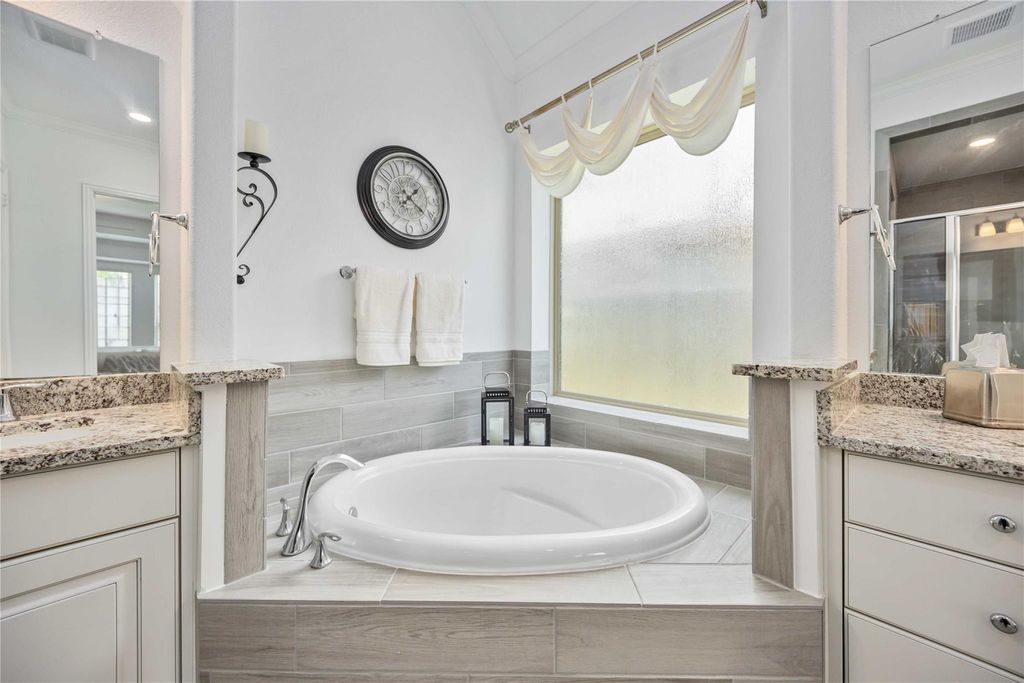 Image 24 of property listing at 6503 Elrington Heights Lane, Katy, TX 77493