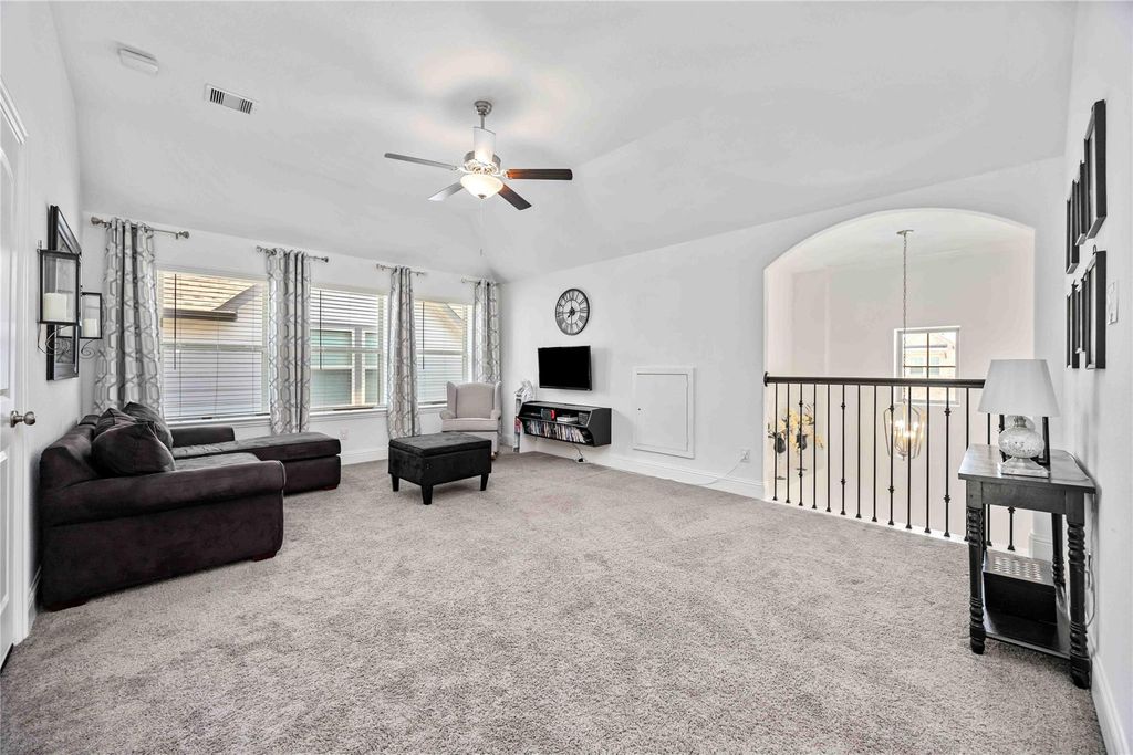 Image 27 of property listing at 6503 Elrington Heights Lane, Katy, TX 77493