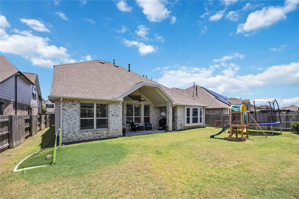 Image 35 of property listing at 6503 Elrington Heights Lane, Katy, TX 77493