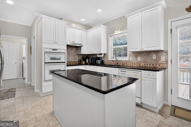180 Canal Place, Fayetteville, GA 30215
