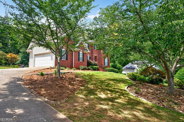 180 Canal Place, Fayetteville, GA 30215