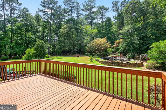 180 Canal Place, Fayetteville, GA 30215
