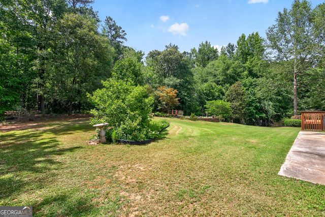 180 Canal Place, Fayetteville, GA 30215