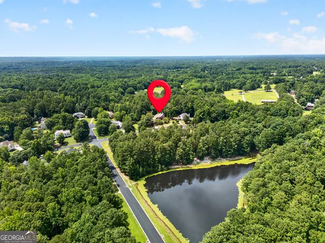 180 Canal Place, Fayetteville, GA 30215