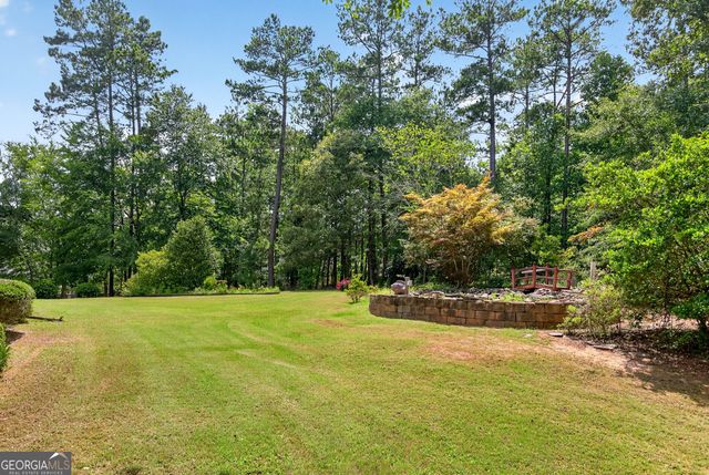 180 Canal Place, Fayetteville, GA 30215