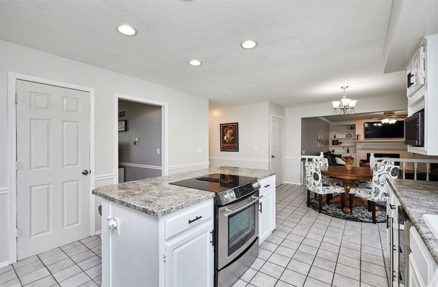 1105 58th Street, West Des Moines, IA 50266