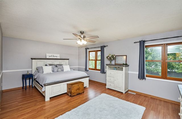 1105 58th Street, West Des Moines, IA 50266