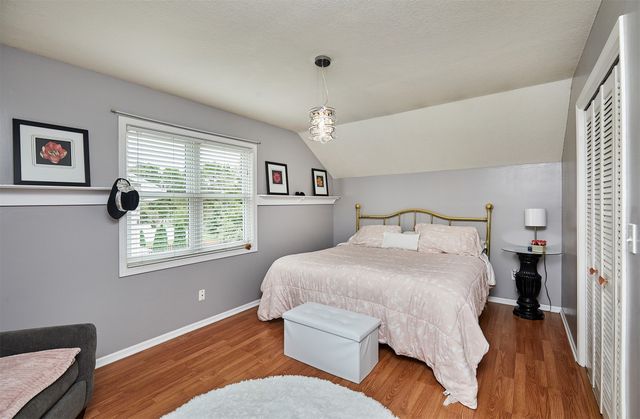 1105 58th Street, West Des Moines, IA 50266