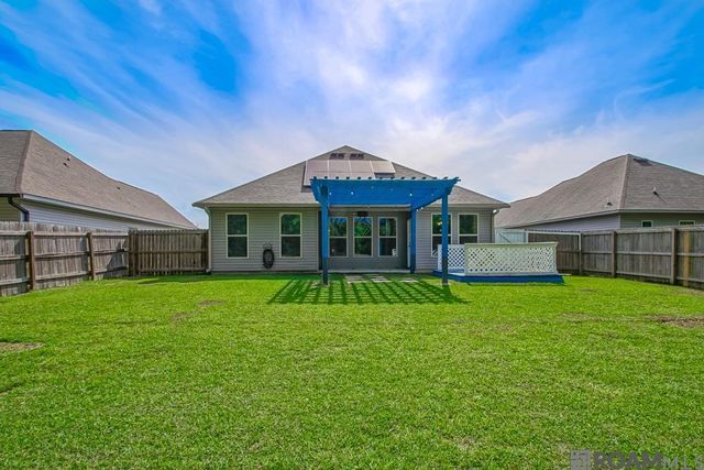 18219 Terraceside Dr, Prairieville, LA 70769