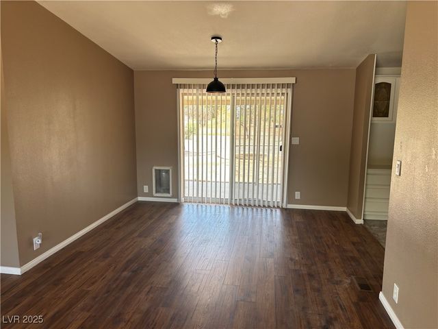 1371 West Basin Avenue, Pahrump, NV 89060