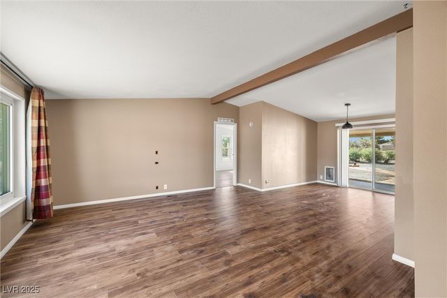 1371 West Basin Avenue, Pahrump, NV 89060