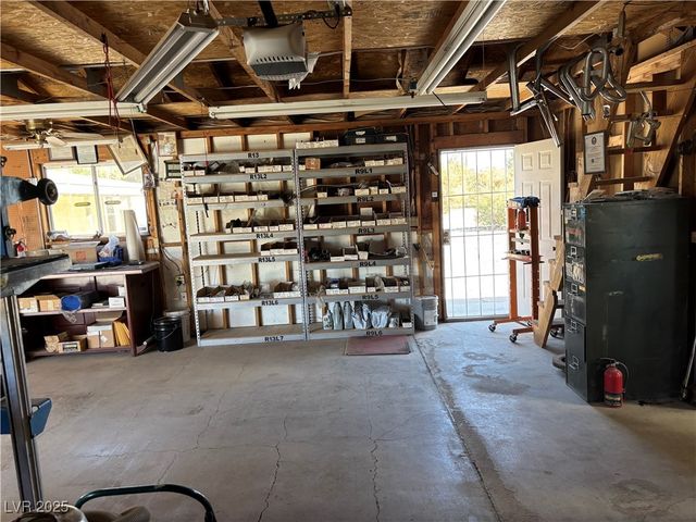 1371 West Basin Avenue, Pahrump, NV 89060