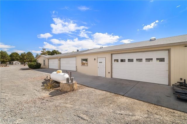 1371 West Basin Avenue, Pahrump, NV 89060