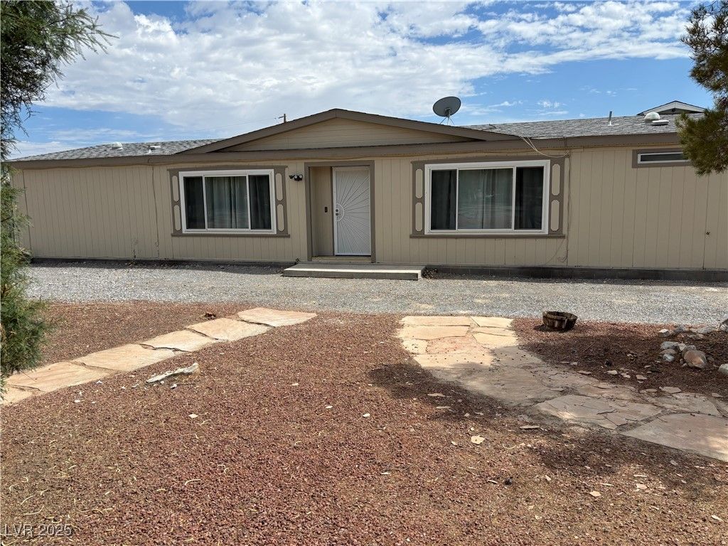 1371 West Basin Avenue, Pahrump, NV 89060