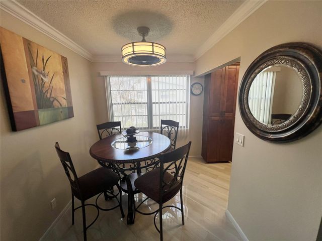 304 Oakridge Q 304, Deerfield Beach, FL 33442