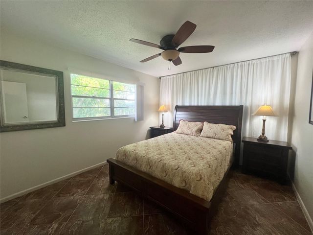 304 Oakridge Q 304, Deerfield Beach, FL 33442