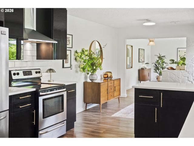 4000 Se ALDERCREST Rd, Milwaukie, OR 97222