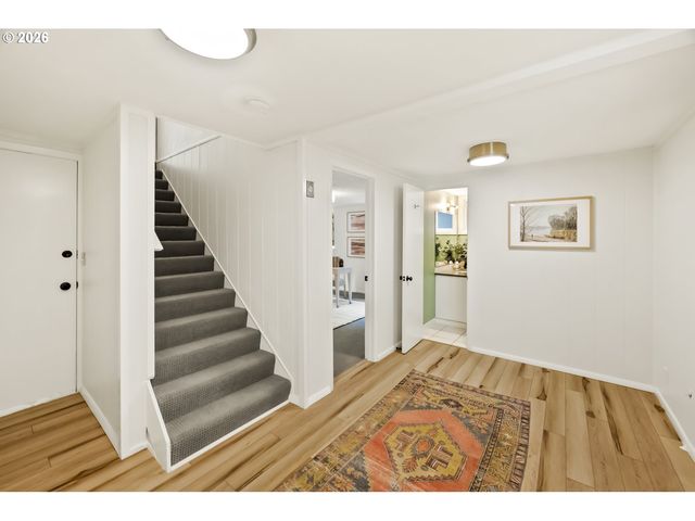 4000 Se ALDERCREST Rd, Milwaukie, OR 97222