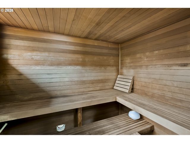 4000 Se ALDERCREST Rd, Milwaukie, OR 97222