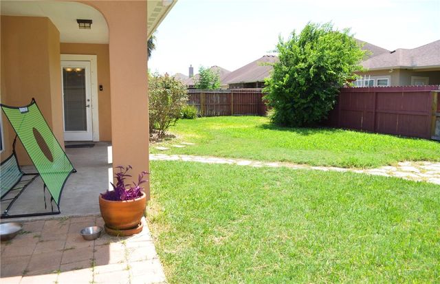 3829 Greystone Dr, Corpus Christi, TX 78414