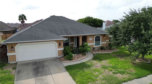 3829 Greystone Dr, Corpus Christi, TX 78414