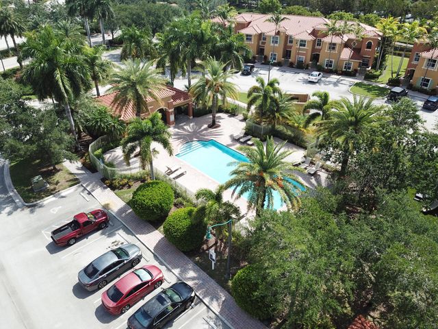 14387 SW 9th Court, Pembroke Pines, FL 33027