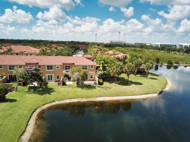 14387 SW 9th Court, Pembroke Pines, FL 33027
