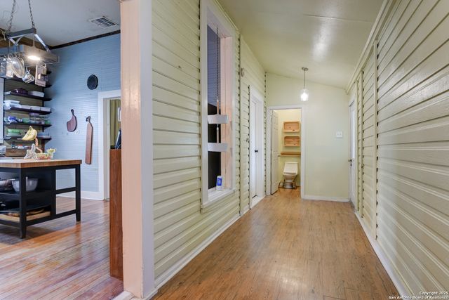 529 Mason St, San Antonio, TX 78208