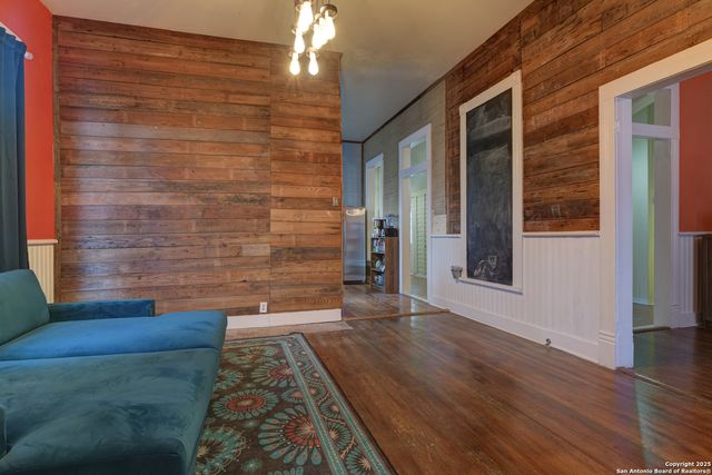 529 Mason St, San Antonio, TX 78208