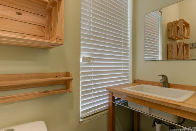 529 Mason St, San Antonio, TX 78208