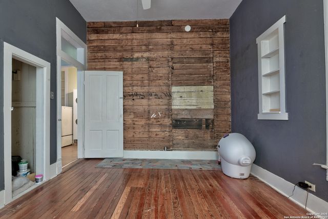 529 Mason St, San Antonio, TX 78208