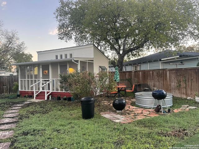 529 Mason St, San Antonio, TX 78208