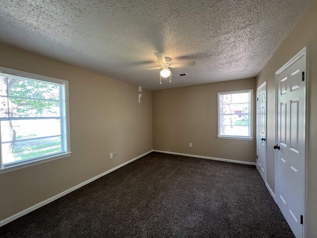 5170 BROKEN OAK DR, Memphis, TN 38127