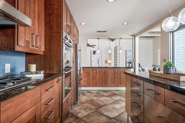 1316 W Primavera Drive, Palm Springs, CA 92264