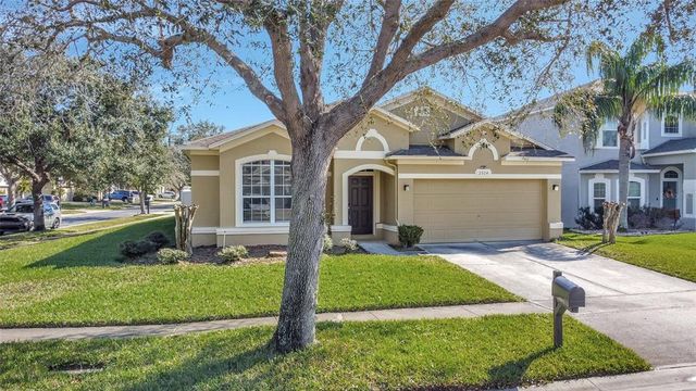 2524 DOVER GLEN CIRCLE, Orlando, FL 32828