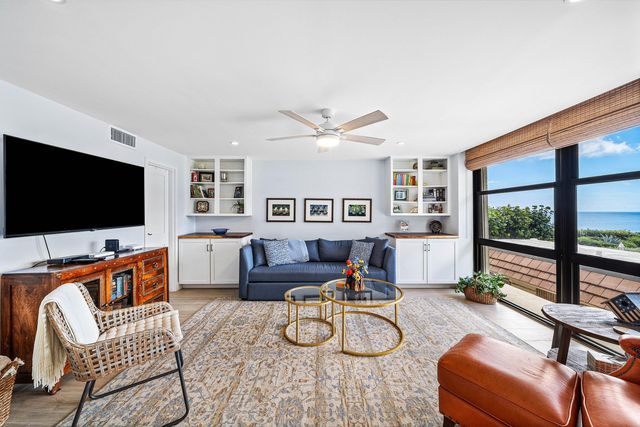 3200 S Ocean Boulevard 203, Palm Beach, FL 33480