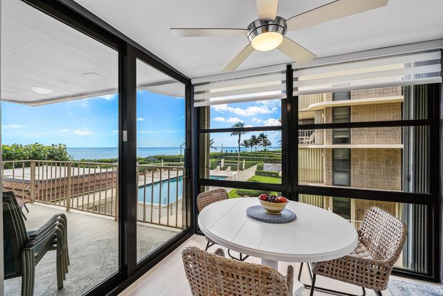 3200 S Ocean Boulevard 203, Palm Beach, FL 33480