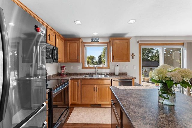 3994 THREE PENNY COURT, De Pere, WI 54115