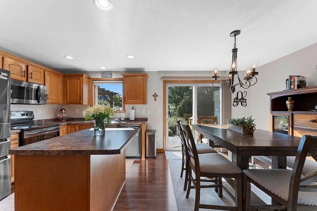 3994 THREE PENNY COURT, De Pere, WI 54115
