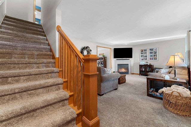 3994 THREE PENNY COURT, De Pere, WI 54115