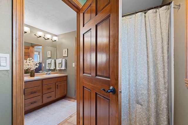3994 THREE PENNY COURT, De Pere, WI 54115