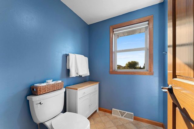 3994 THREE PENNY COURT, De Pere, WI 54115