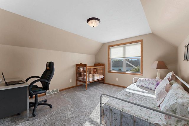 3994 THREE PENNY COURT, De Pere, WI 54115