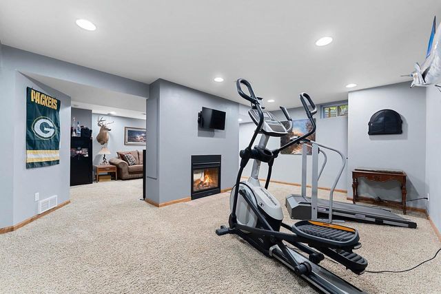 3994 THREE PENNY COURT, De Pere, WI 54115