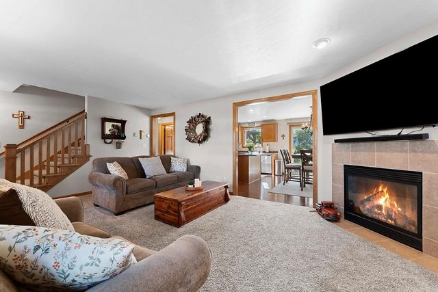 3994 THREE PENNY COURT, De Pere, WI 54115