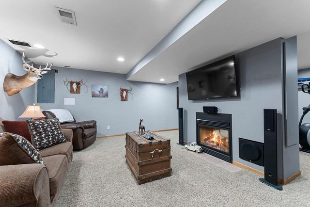 3994 THREE PENNY COURT, De Pere, WI 54115
