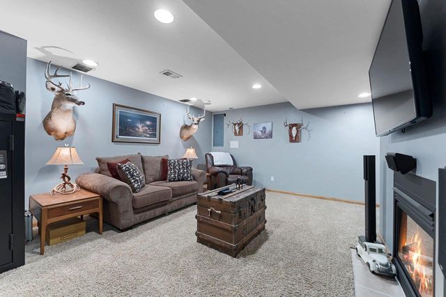 3994 THREE PENNY COURT, De Pere, WI 54115