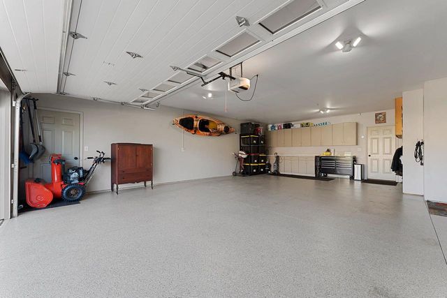 3994 THREE PENNY COURT, De Pere, WI 54115