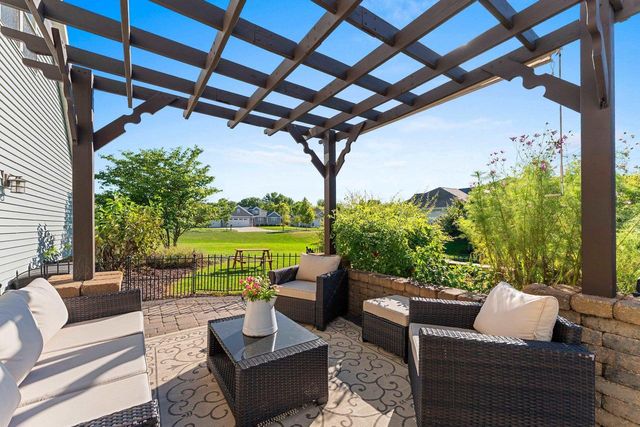 3994 THREE PENNY COURT, De Pere, WI 54115